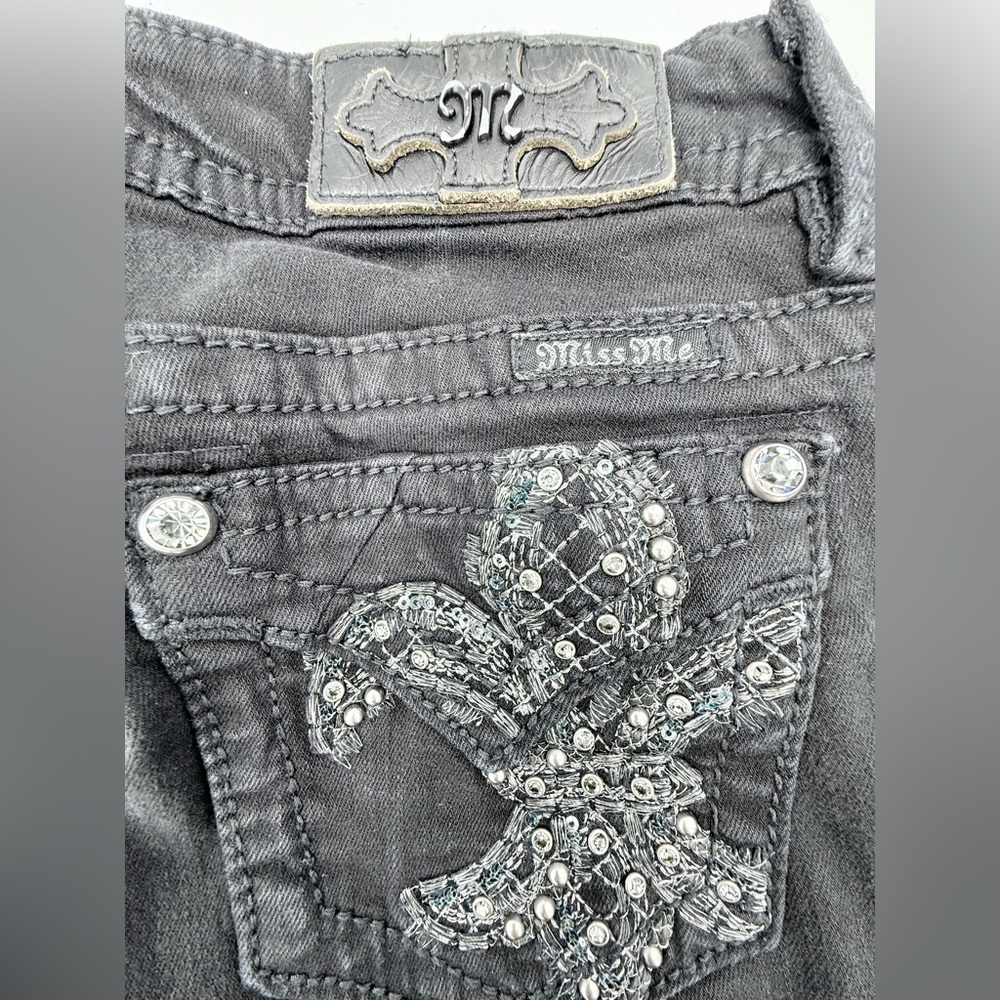 Miss Me Black Bootcut Jeans Women's Size 24 x 31 Rhinestone Bow Back Pockets‎